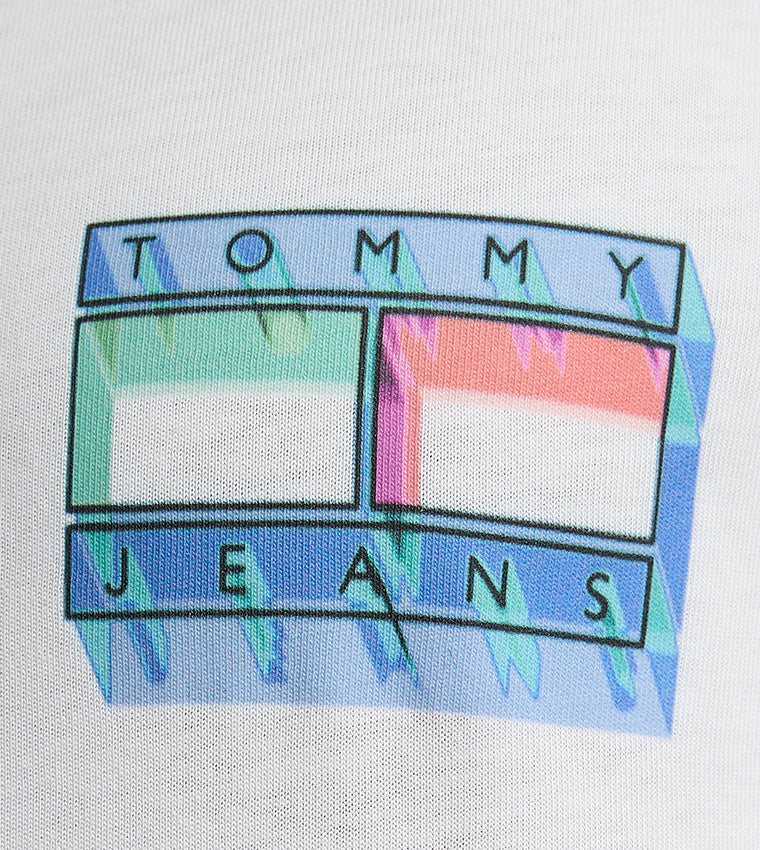 Tommy Jeans blurry flag
back print t-shirt