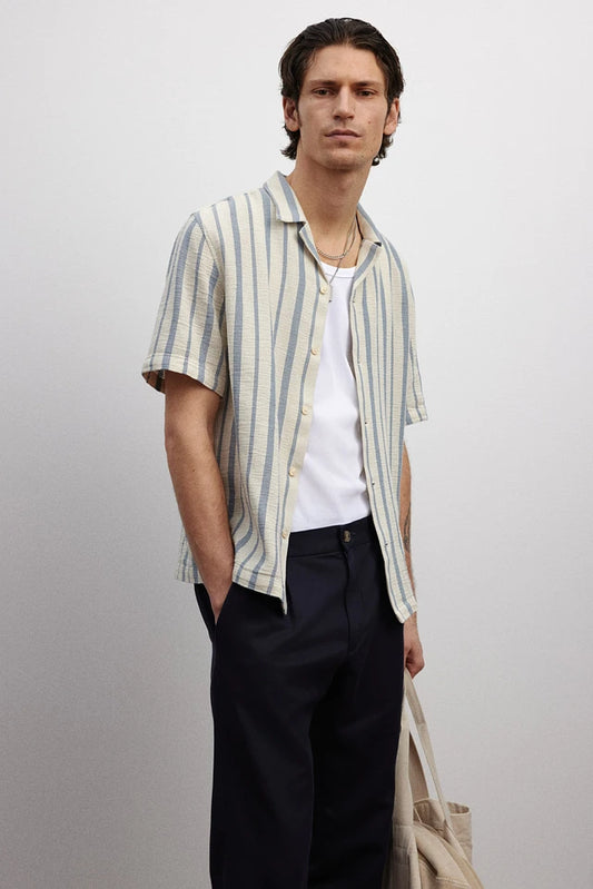 H&M Textured resort shirt | Regular Fit
