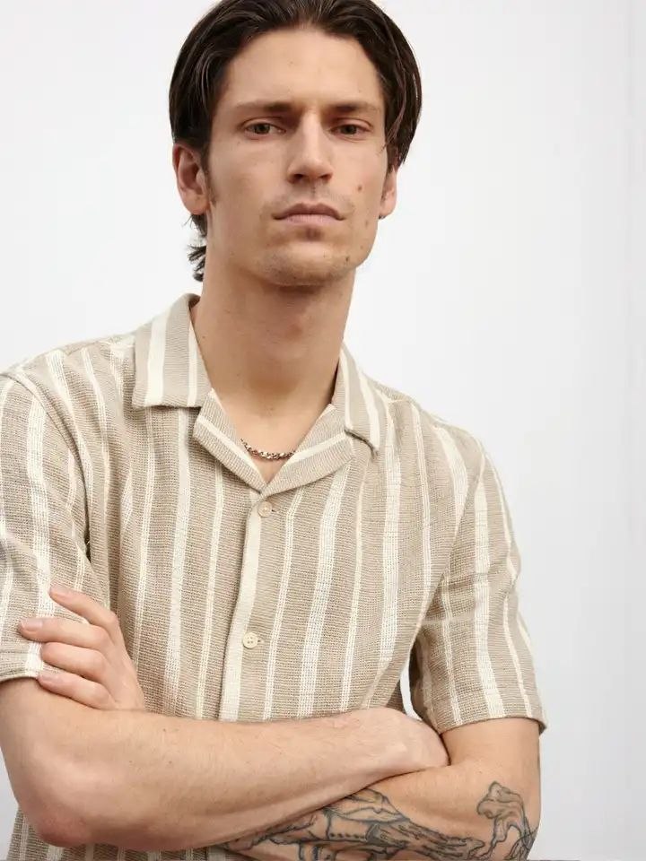 H&M Textured Resort Shirt  | Regular Fit