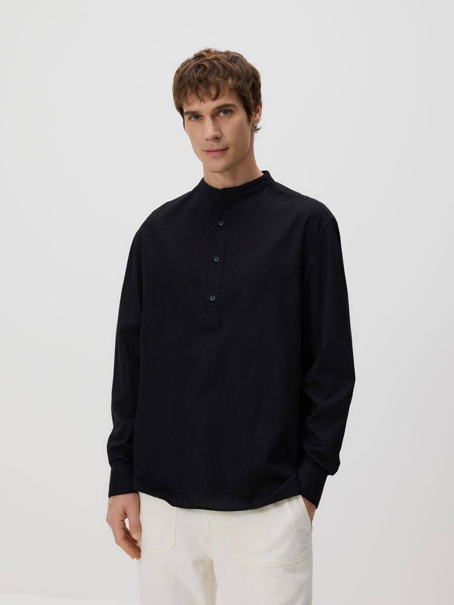 Reserved black regular fit shirt with a stand-up collar and long buttoned cuffs