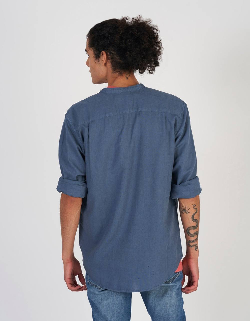 American Eagle Men's Blue Linen Blend Band Collar Button-Up Shirt.