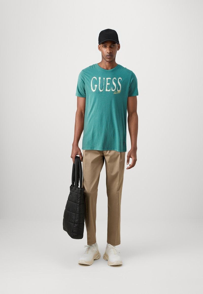 Guess Printed T-Shirt