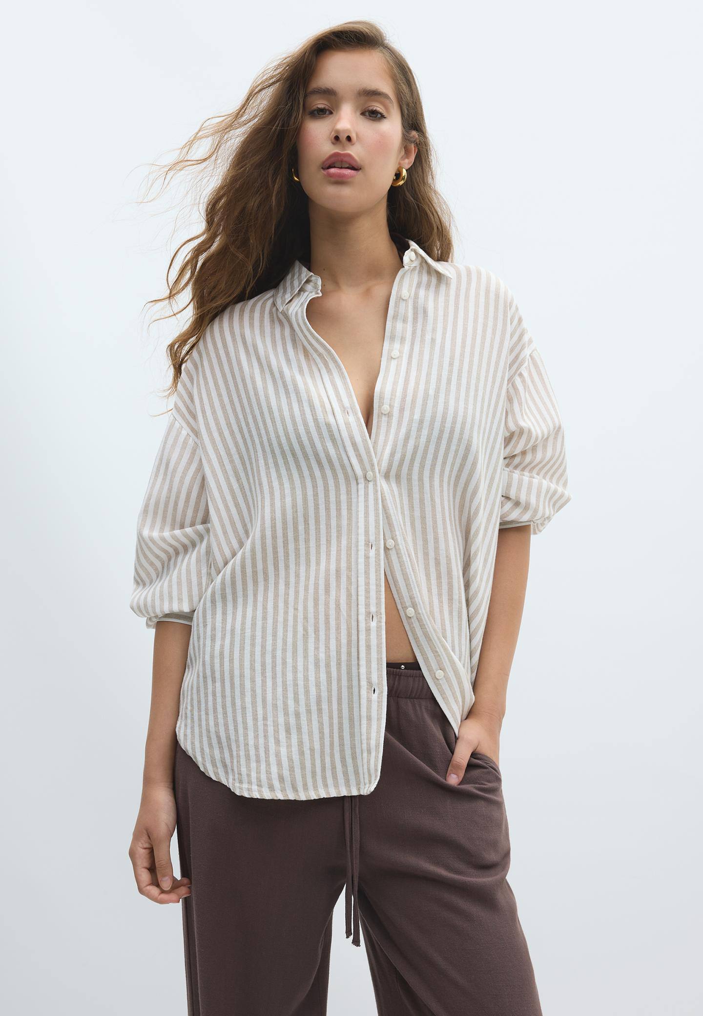 Stradivarius Linen-look flowing shirt - Striped