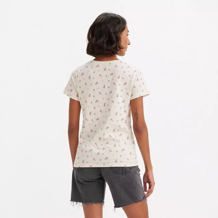 Levi's Printed V-neck Tee - Standard fit