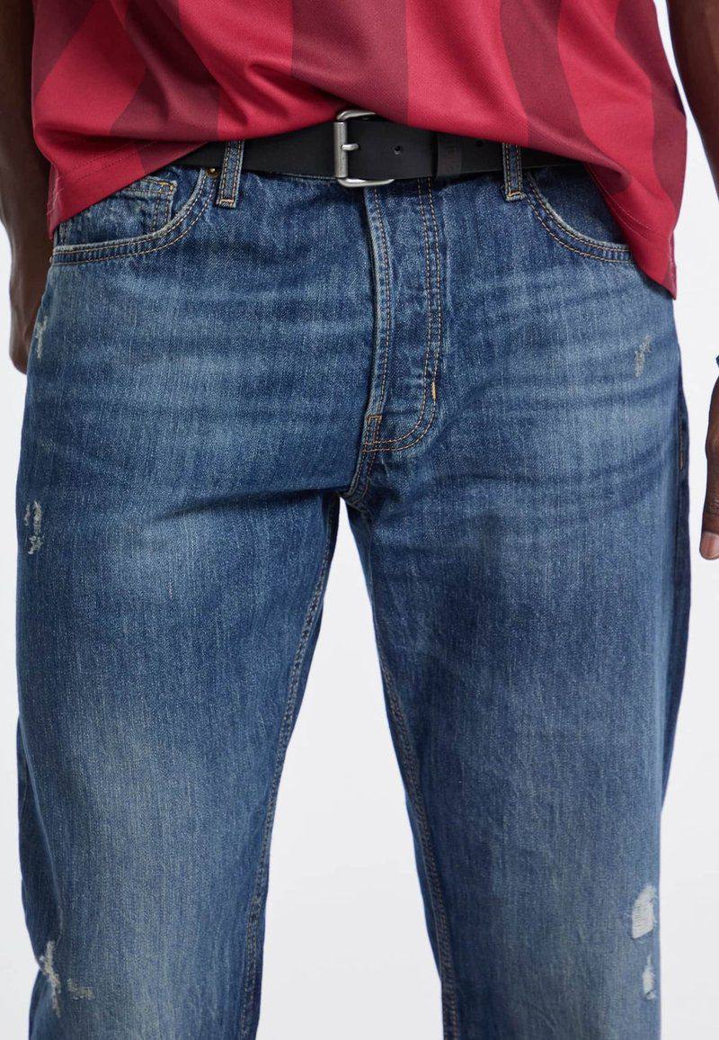 GUESS G16 Straight leg jeans