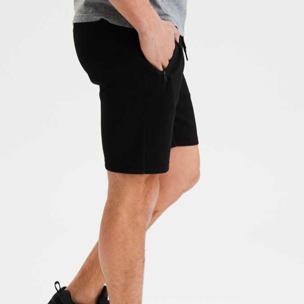 American Eagle 24\7 short