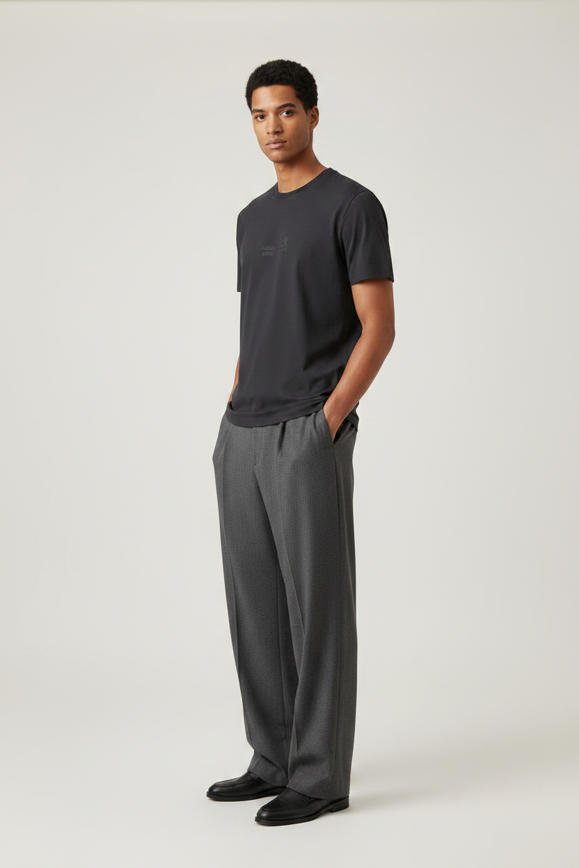Pull&Bear T-Shirt With ''Find Beauty in the Shadowa'' Print