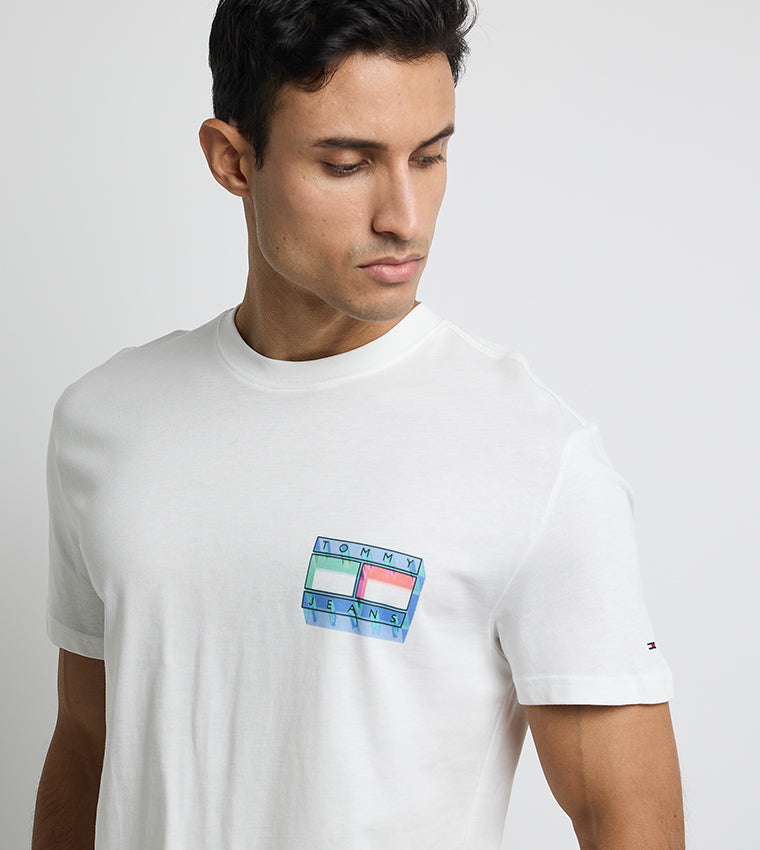 Tommy Jeans blurry flag
back print t-shirt